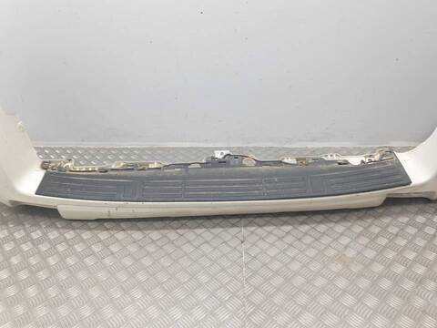 Foto 2ª: Paragolpes Trasero Toyota Land Cruiser GX [1GDFTV] (2010)