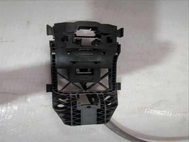 Foto 2ª: Cerradura Puerta Trasera Izquierda Volkswagen T-Roc 1.6 TDI 115CV [DGTE] (2017)