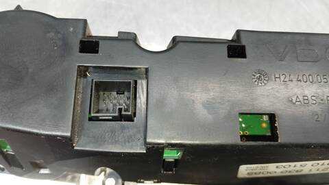 Foto 3ª: Mando Calefacción A. A. Mercedes Clase E 180 E 200 CDI 211.007) BERLINA 136CV 100KW [OM646961] (2004)