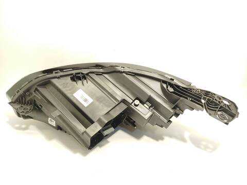 Foto 4ª: Faro Derecho Peugeot 3008 1.2 THP/ PURETECH 130 MRHNSM MRHNSU MRHNSJ MRHNYW ... 131CV 96KW (2023)