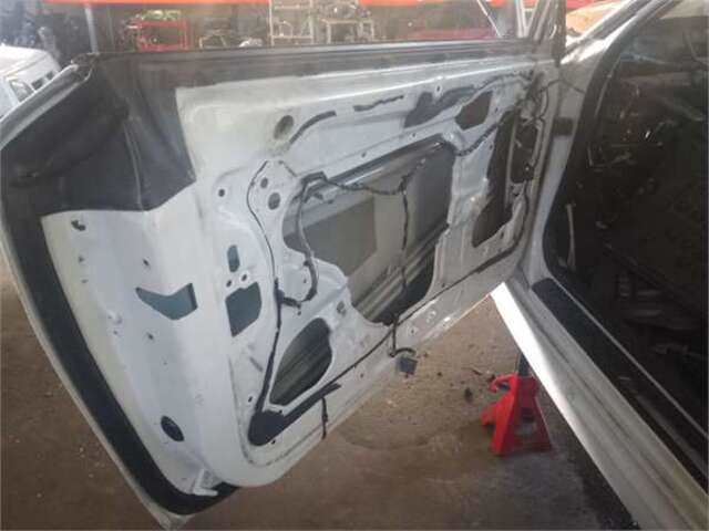 Foto 2ª: Puerta Delantera Izquierda Bmw Serie 1 114 2.0 120D [2.0 LTR. - 130 KW TURBODIESEL CAT] [N47 D20 C]