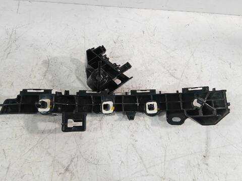 Foto 2ª: Refuerzo Paragolpes Trasero Toyota Yaris 1.5 HYBRID MXPH11) 92CV [M15A-FXE] (2020)