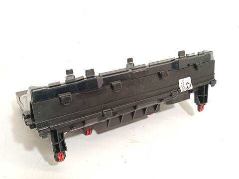 Foto 3ª: Cuadro de Instrumentos Toyota Yaris 1.5 MXPB10) 125CV 92KW [M15A] (2024)