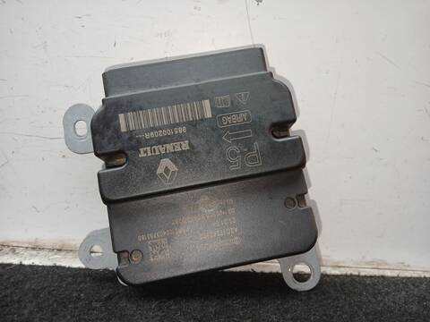 Foto 1ª: Centralita Airbag Dacia Duster 1.5 DCI 115 4X4 114CV 84KW [K9K 874] (2021)