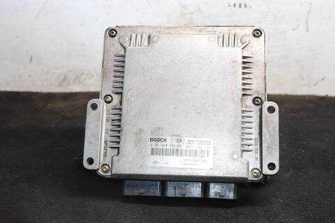 Centralita Motor ECU Renault Trafic 27 CN COMBI9 ACRISTALADO 101CV 74KW