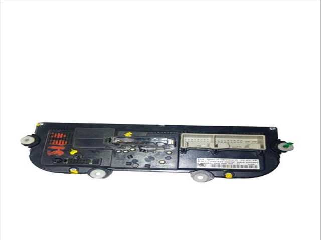 Foto 2ª: Mando Climatizador Skoda Octavia 1.6 TDI 105CV 77KW (2004)