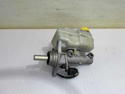 Foto 3ª: Bomba Freno Volkswagen Polo ADVANCE BLUEMOTION 90CV 66KW [CUSB] (2014)