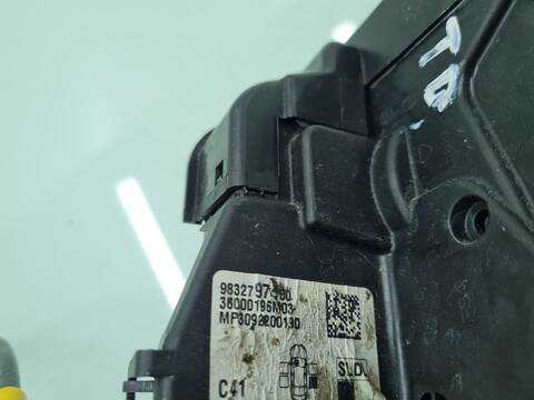 Foto 3ª: Cerradura Puerta Trasera Derecha Citroen C4 130CV [HN05] (2022)