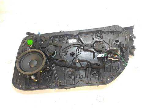 Foto 3ª: Elevalunas Eléctrico Delantero Derecho Volvo V40 D2 114CV (2012)