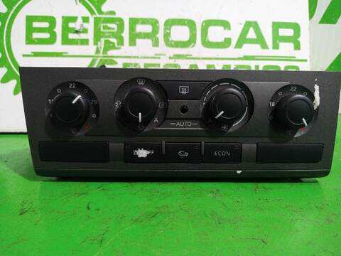 Foto 3ª: Mando Calefacción A. A. Audi A6 2.4 177CV [BDW] (2004)