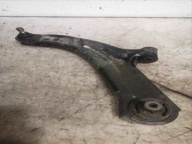 Brazo Suspension Delantero Izquierdo Nissan NV200 K9K628