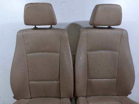 Foto 2ª: Asientos Traseros Bmw X1 XDRIVE 20D 177CV 130KW [N47D20C] (2010)