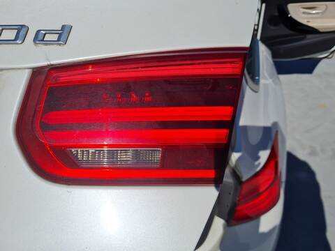 Foto 1ª: Piloto Portón Derecho Bmw Serie 3 315 320D LUXURY LINE 190CV 140KW [B47D20A] (2016)