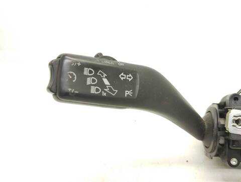 Foto 2ª: Mando Multifuncion Skoda Octavia ACTIVE BERLINA 105CV 77KW [BXE] (2010)