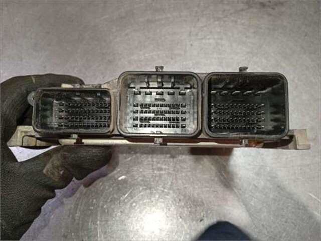 Foto 3ª: Centralita Motor ECU Ford Transit 1.5 KOMBI AMBIENTE [1.5 LTR. - 55 KW TDCI CAT] COURIER (C4A)(2013 _)