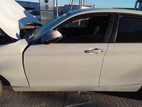 Foto 4ª: Puerta Delantera Izquierda Bmw Serie 1 114 1.5 12V TD 116CV 85KW [B37D15A] (2016)