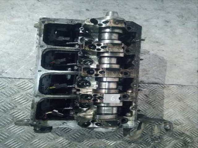 Foto 2ª: Culata Volkswagen Golf 1.9 TDI BERLINA 105CV 77KW (2003)