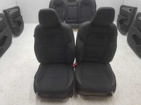 Foto 3ª: Juego Asientos Completos Renault Arkana TECHNO 130CV 97KW