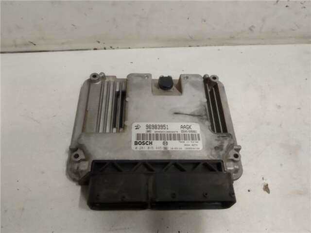 Centralita Motor ECU Chevrolet Cruze 2.0 LS [2.0 LTR. - 92 KW DIESEL CAT]