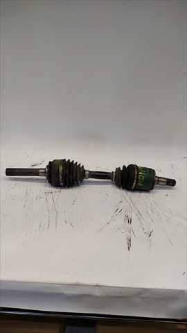 Transmision Delantera Izquierda Mitsubishi Montero 2.8 DIESEL