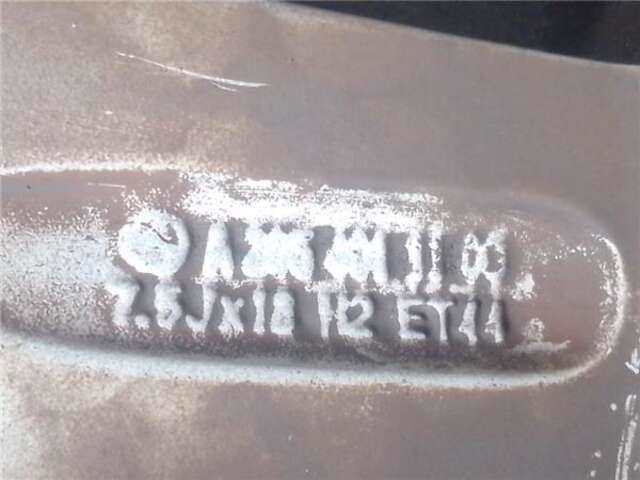 Foto 2ª: Juego LLantas Mercedes Clase C 160 2.1 C 220 D (205.304) [2.1 LTR. - 125 KW CDI CAT] [651.921]