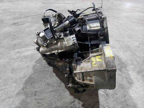 Foto 2ª: Caja Cambios Automatica Hyundai Tucson 1.6 CRDI A LAS 4 RUEDAS 136CV 100KW [D4FE]