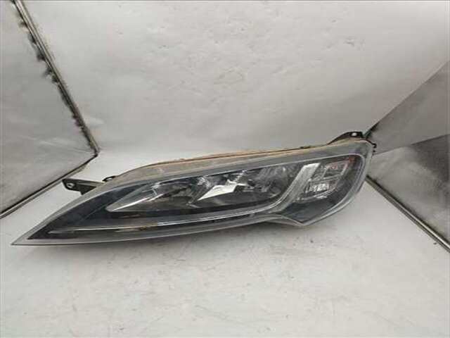 Faro Izquierdo Opel Movano 2.2 30 L2H1 BLUEHDI 120 [2.2 LTR. - 88 KW BLUE-HDI FAP CAT (2184 CM3)]