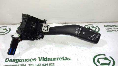 Mando Multifuncion Seat Leon 1.9 TDI 105CV 77KW