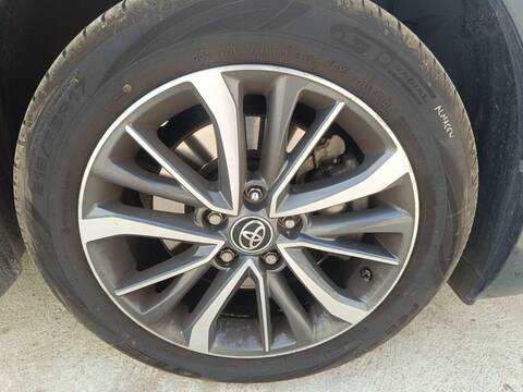 Foto 2ª: Juego LLantas Toyota Avensis EXECUTIVE 143CV 105KW (2015)