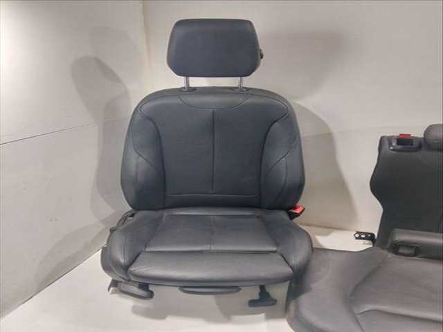 Foto 3ª: Asientos Traseros Bmw Serie 3 315 2.0 TD 184CV [N47D20C] (2012)