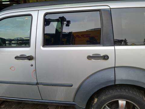 Puerta Trasera Izquierda Dodge Nitro SE 177CV 130KW
