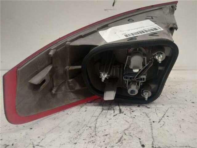 Foto 2ª: Piloto Portón Derecho Ford Mondeo 1.8 TDCI (125 CV)