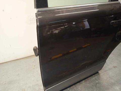 Foto 3ª: Puerta Trasera Izquierda Audi Q7 3.0 TDI 233CV 171KW [BUG] (2006)