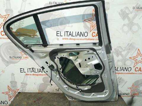 Foto 3ª: Puerta Trasera Izquierda Bmw Serie 1 114 120D BERLINA 163CV 120KW [M47N204D4] (2004)
