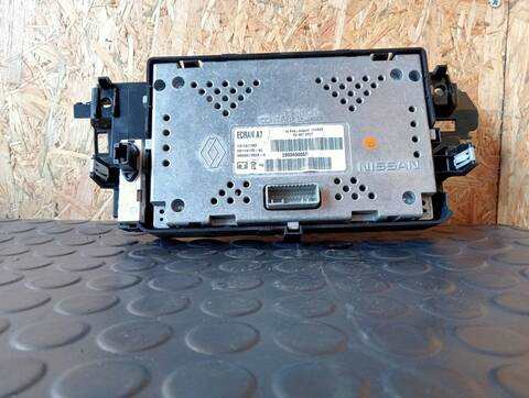 Foto 3ª: Pantalla Multifuncion Renault Laguna AUTHENTIQUE 1 DCI DIESEL 110CV (2007)