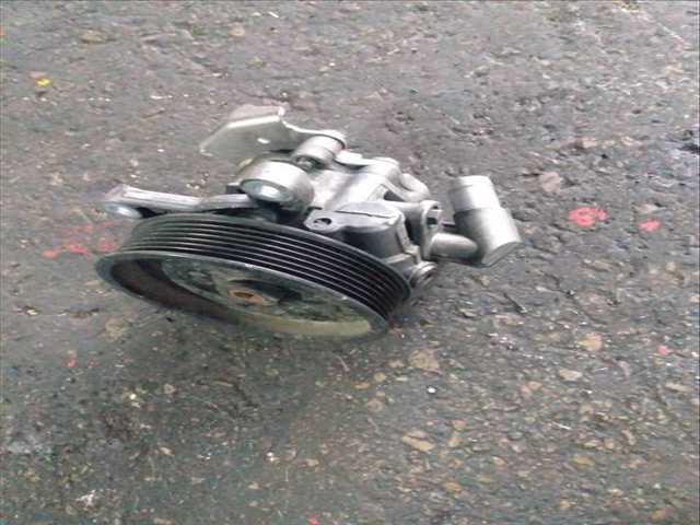 Foto 3ª: Bomba de Direccion Mercedes Clase E 180 BERLINA