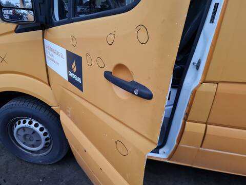 Foto 2ª: Puerta Delantera Izquierda Mercedes Sprinter 310/313/316 CDI 906.631/633/635/637) 95CV 70KW CAJA CERRADA [651955] (2014)