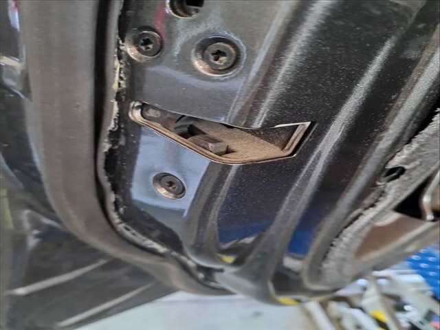 Cerradura Puerta Delantera Izquierda Ford Focus 1.0 ECOBOOST 125CV 92KW