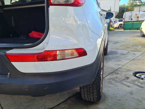 Foto 3ª: Paragolpes Trasero Kia Sportage EMOTION 4X2 116CV 85KW [D4FD] (2015)