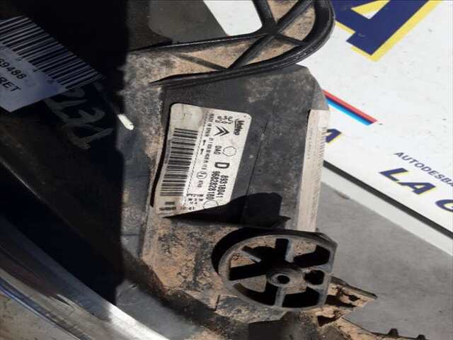 Foto 2ª: Faro Derecho Citroen Berlingo 1.6 HDI 75CV 0CV [9HT] (2009)