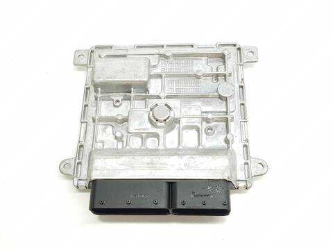 Centralita Motor ECU Mercedes Clase C 160 CLA 200 118.687)