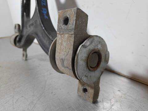 Foto 4ª: Brazo Suspension Delantero Izquierdo Alfa Romeo 147 1.9 JTD DISTINCTIVE 115CV 85KW [937A2000] (2003)