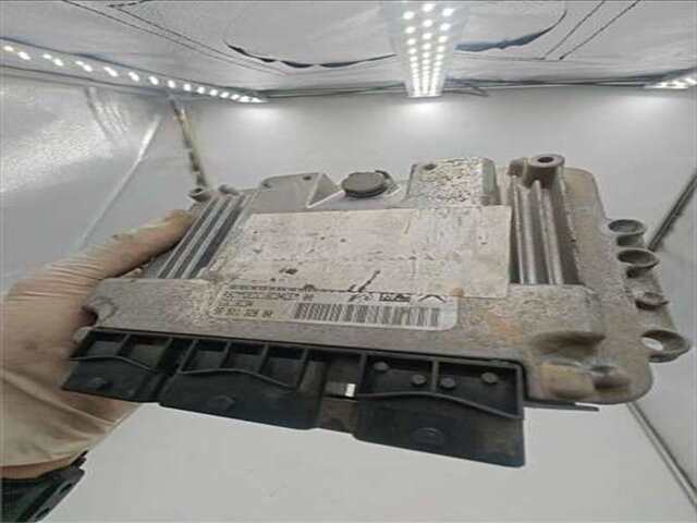 Foto 3ª: Centralita Motor ECU Citroen C4 1.6 VTS [1.6 LTR. - 80 KW HDI CAT (9HY - DV6TED4)] [9HY / DV6TED4]