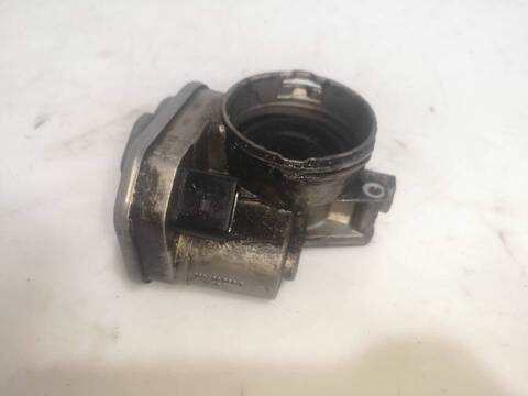 Foto 2ª: Caja Mariposa Volkswagen Golf BKC (2004)