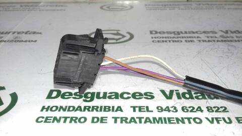 Foto 3ª: Retrovisor Izquierdo Volkswagen Passat 2.5 V6 TDI 150CV 110KW [AKN] (2002)