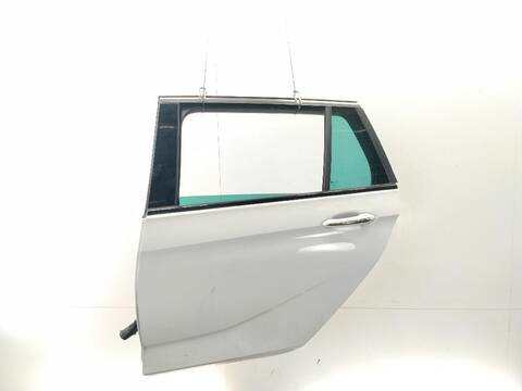 Puerta Trasera Izquierda Opel Insignia 2.0 CDTI 35)