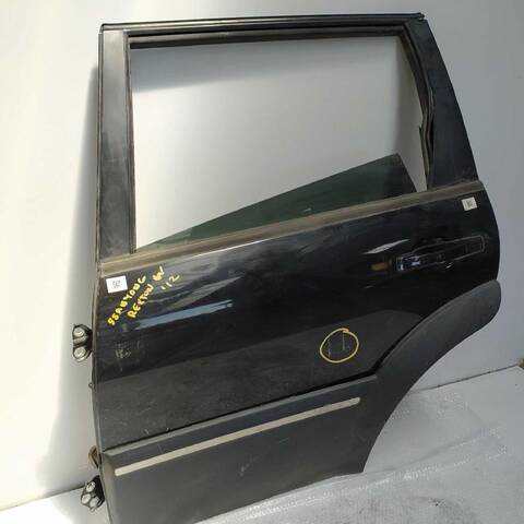 Foto 3ª: Puerta Trasera Izquierda Ssangyong Rexton 2.0 XDI 155CV (2012)