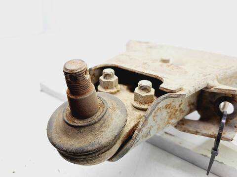Foto 3ª: Brazo Suspension Delantero Izquierdo Mitsubishi L200 2.5 DI-D CAT 167CV 123KW [4D56] (2008)