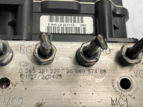 Foto 3ª: Abs Peugeot 308 ENVY 112CV 82KW [9HR (DV6C)] (2011)