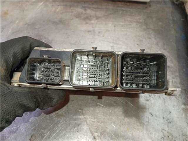 Foto 3ª: Centralita Motor ECU Peugeot 2008 1.2 ACCESS [1.2 LTR. - 60 KW 12V VTI] [HMZ]